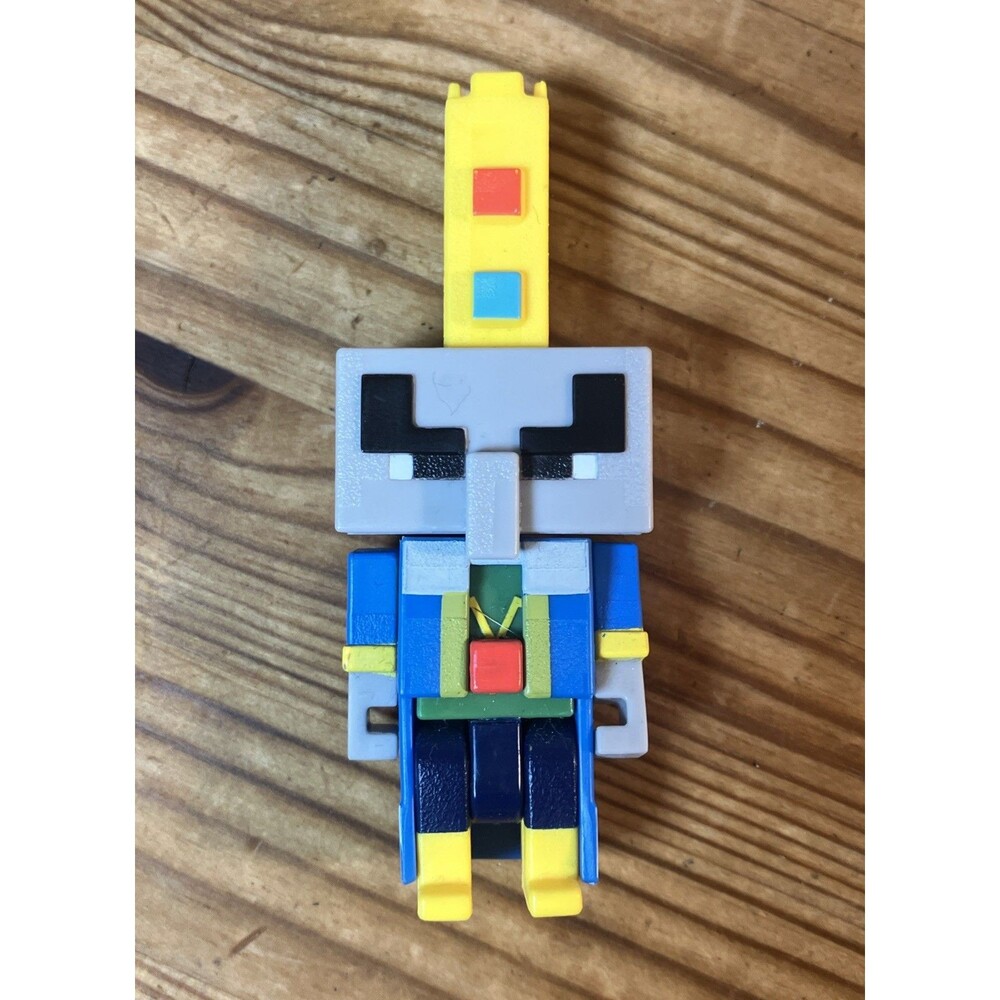Minecraft Dungeons Arch Illager Mojang Mattel 3.25” Action Figure